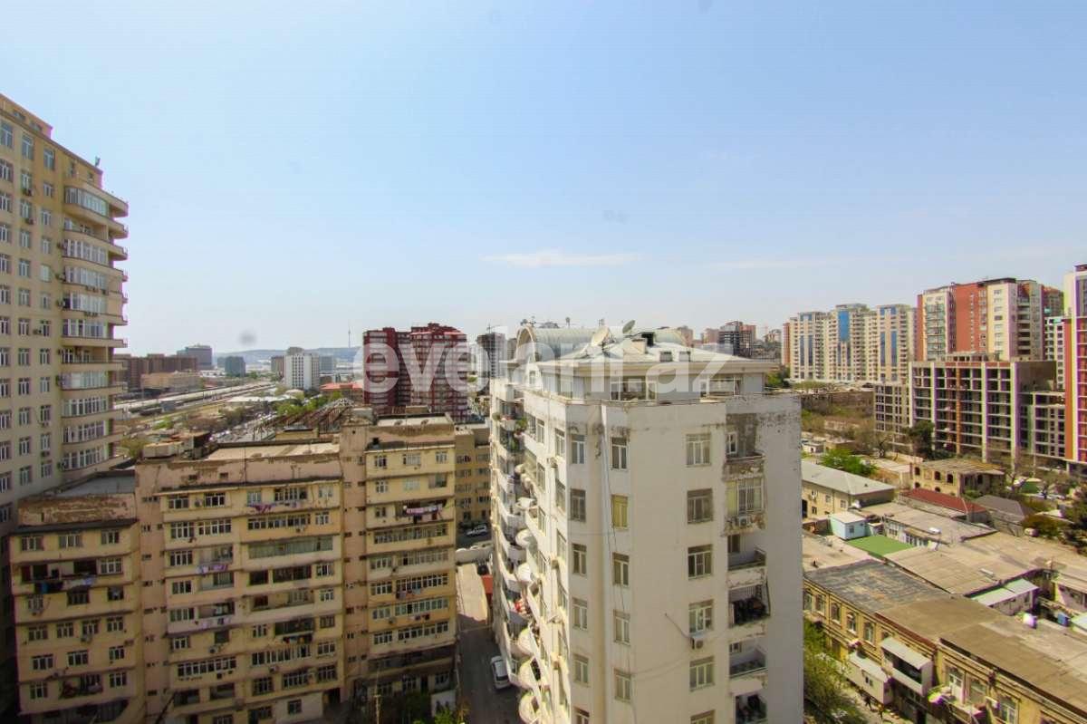 Satılır, yeni tikili, 3 otaqlı, 130 m², 28 may m.