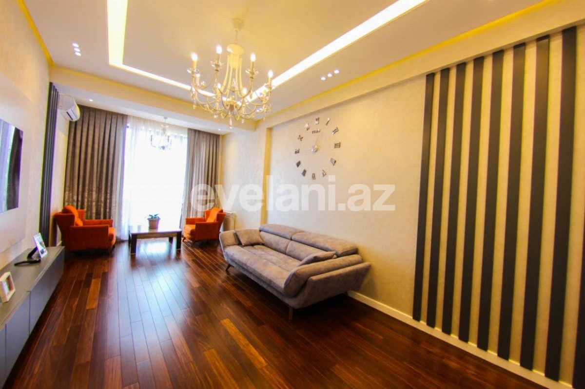 Satılır, yeni tikili, 3 otaqlı, 130 m², 28 may m.