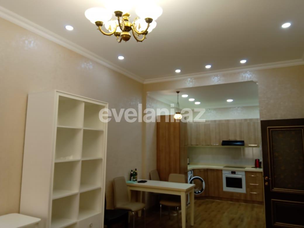 Kirayə verilir, yeni tikili, 2 otaqlı, 70 m², Səbail r.