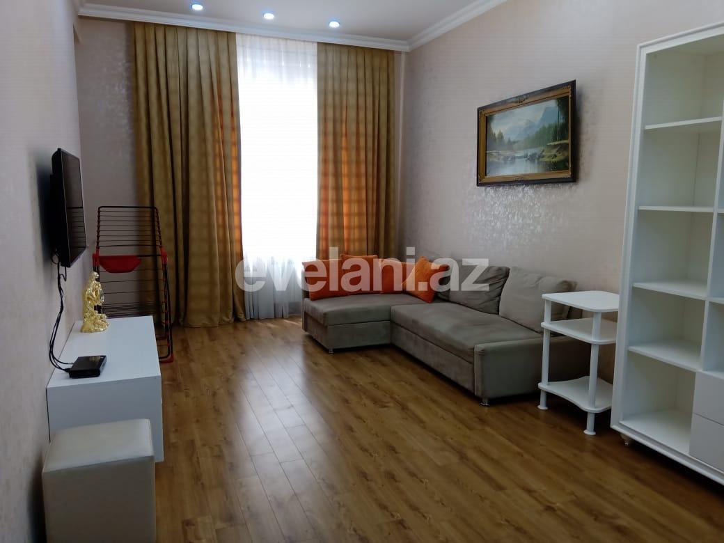 Kirayə verilir, yeni tikili, 2 otaqlı, 70 m², Səbail r.