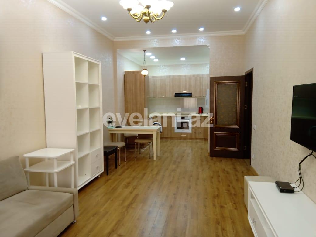 Kirayə verilir, yeni tikili, 2 otaqlı, 70 m², Səbail r.