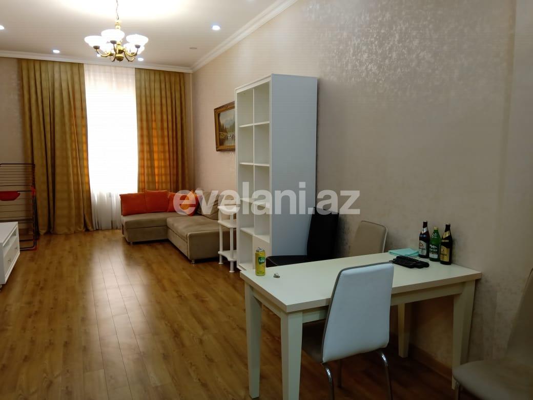 Kirayə verilir, yeni tikili, 2 otaqlı, 70 m², Səbail r.