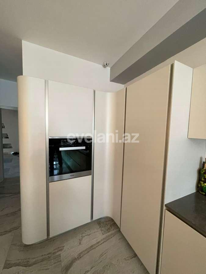Satılır, yeni tikili, 3 otaqlı, 190 m², 28 may m.