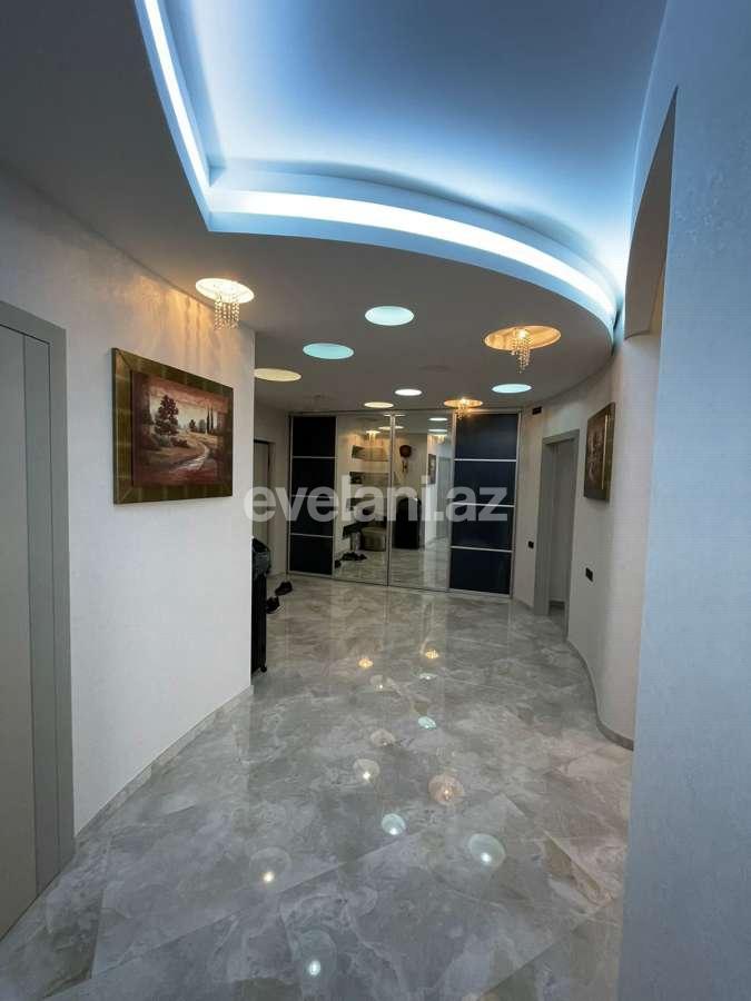 Satılır, yeni tikili, 3 otaqlı, 190 m², 28 may m.