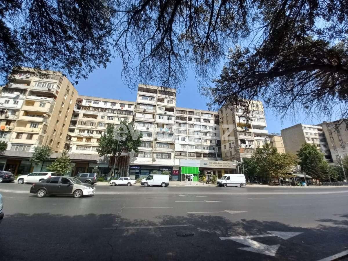 Satılır, köhnə tikili, 2 otaqlı, 62 m², Gənclik m.