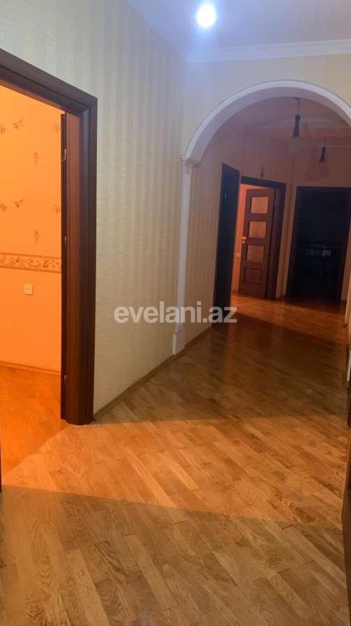 Kirayə verilir, yeni tikili, 3 otaqlı, 131 m², İnşaatçılar m.