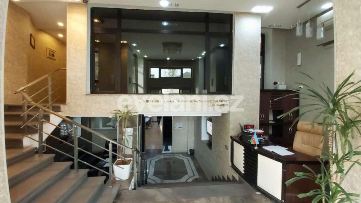 Kirayə verilir, ofis, 5 otaqlı, 300 m², Gənclik m.