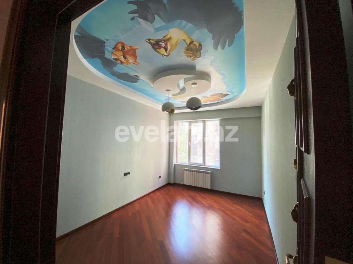 Satılır, yeni tikili, 3 otaqlı, 130 m², 9-cu mikrorayon q.
