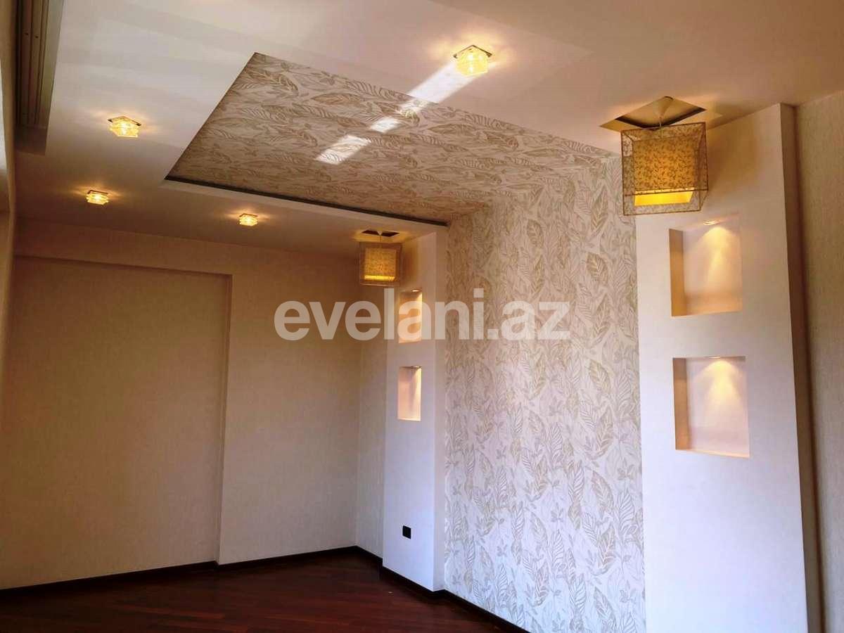 Satılır, yeni tikili, 3 otaqlı, 130 m², 9-cu mikrorayon q.