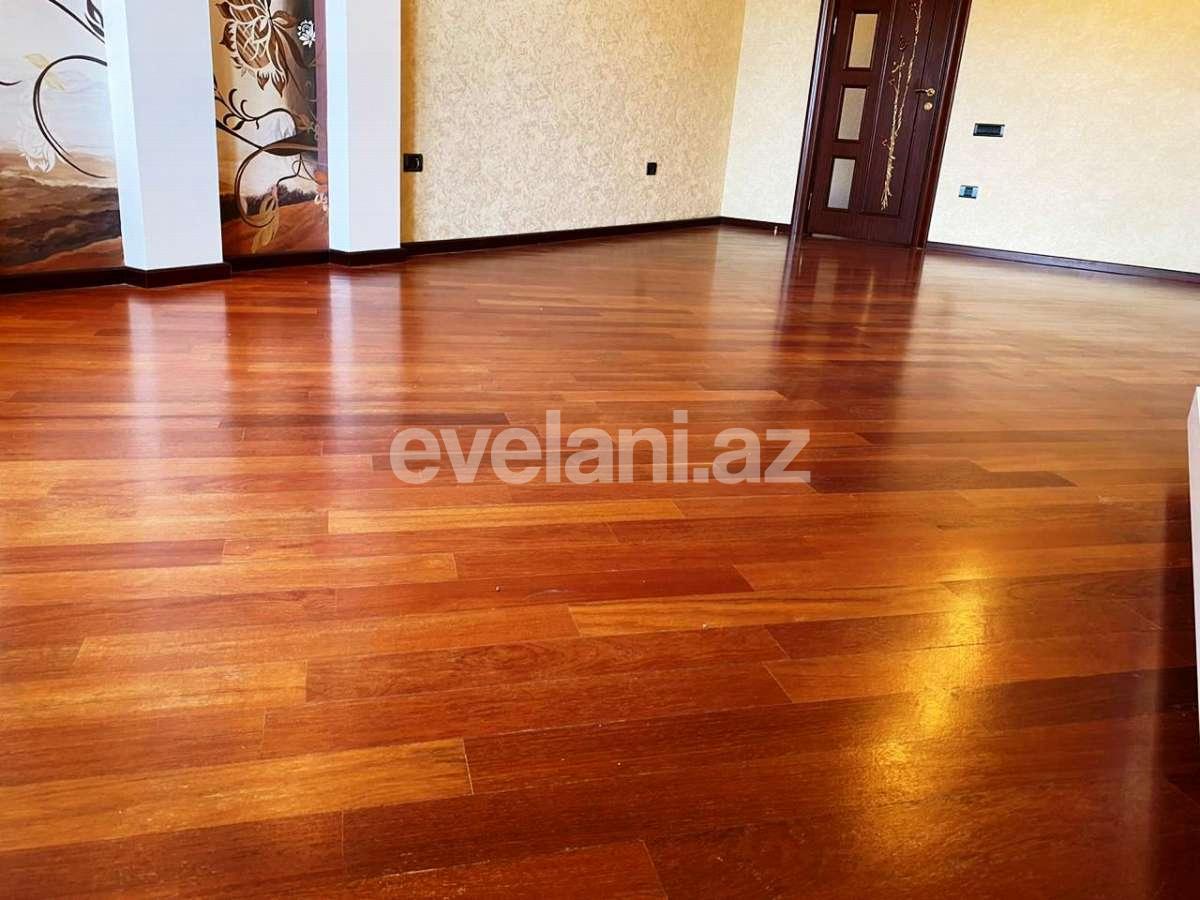 Satılır, yeni tikili, 3 otaqlı, 130 m², 9-cu mikrorayon q.