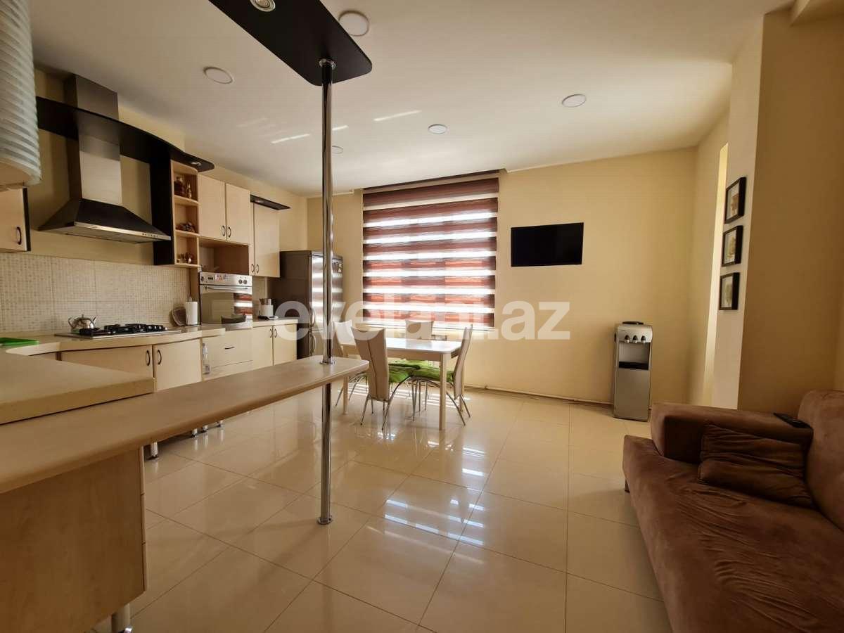 Satılır, yeni tikili, 3 otaqlı, 170 m², Nizami m.