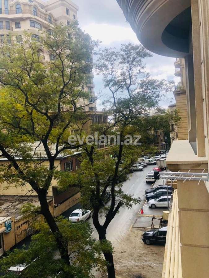 Kirayə verilir, yeni tikili, 2 otaqlı, 70 m², İçəri Şəhər m.