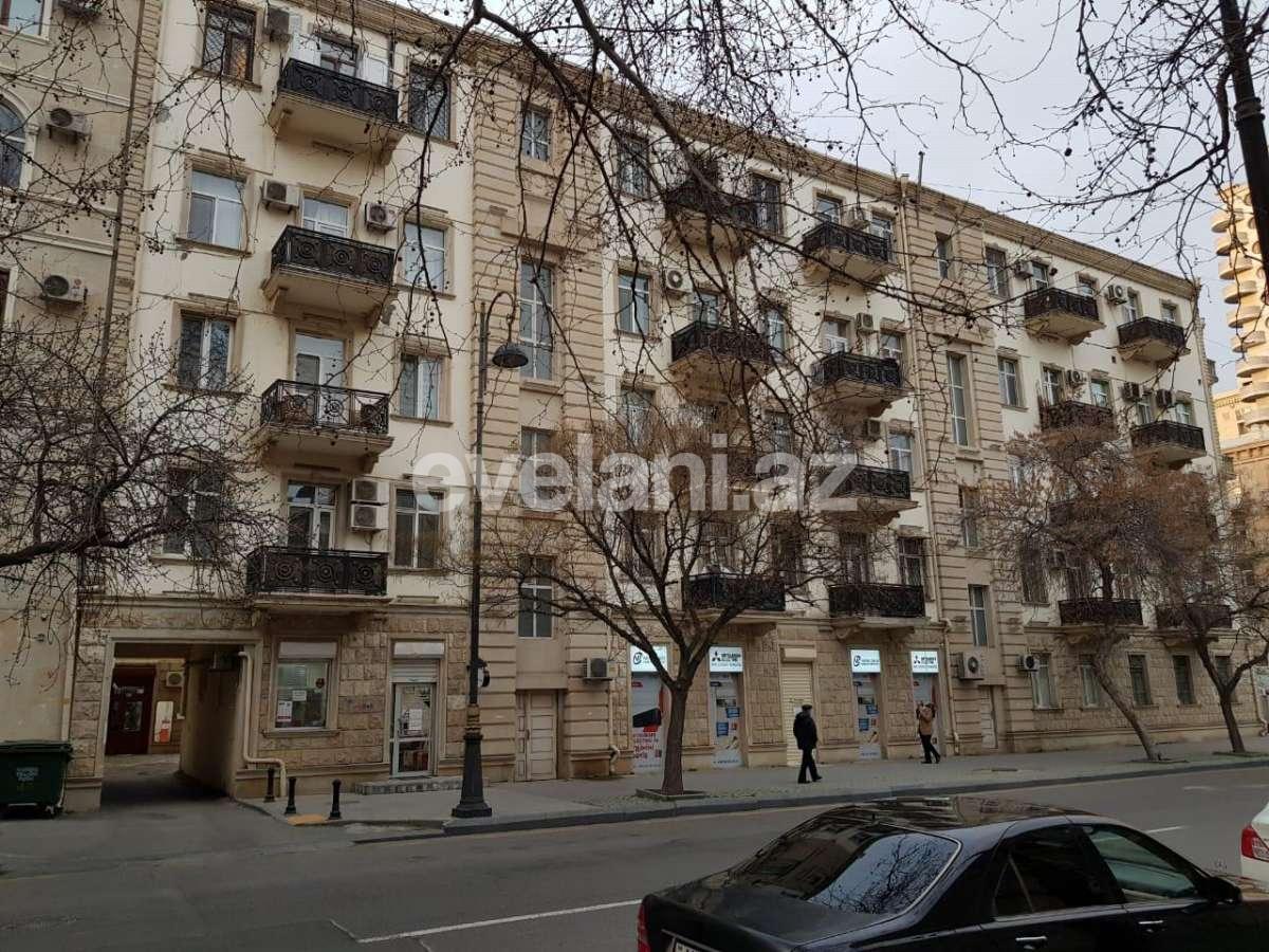 Satılır, yeni tikili, 2 otaqlı, 60 m², 28 may m.