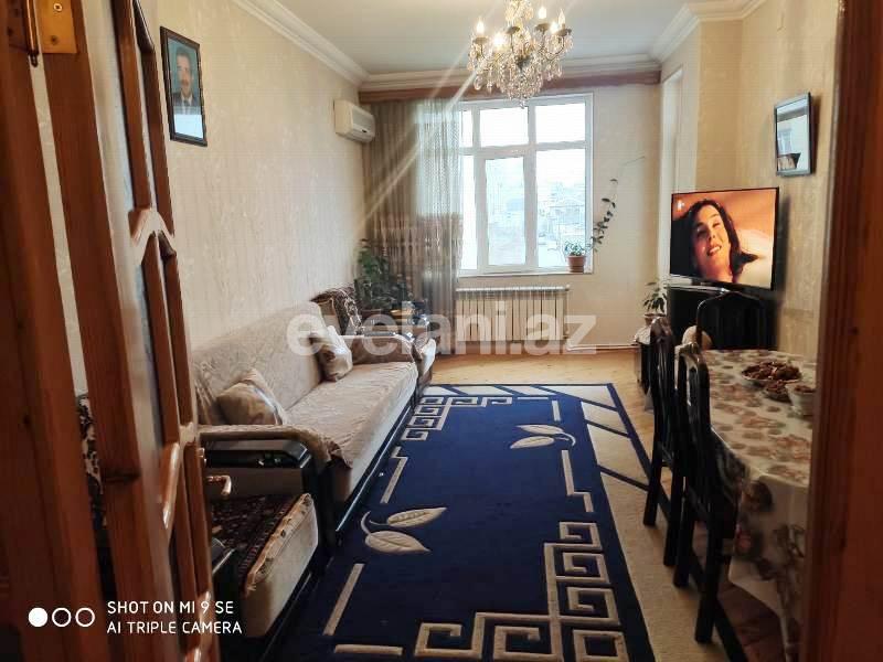 Satılır, yeni tikili, 2 otaqlı, 56 m², İnşaatçılar m.