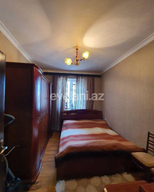 Sale, old building, 3 room, 90 m², Elmlar Akademiyası m.