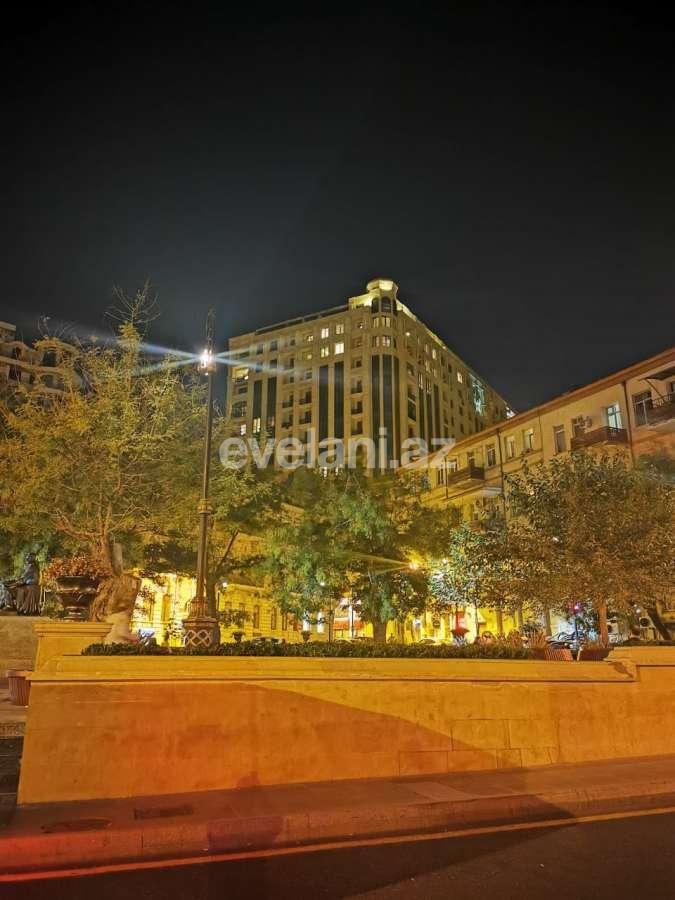 Satılır, yeni tikili, 3 otaqlı, 107 m², İçəri Şəhər m.