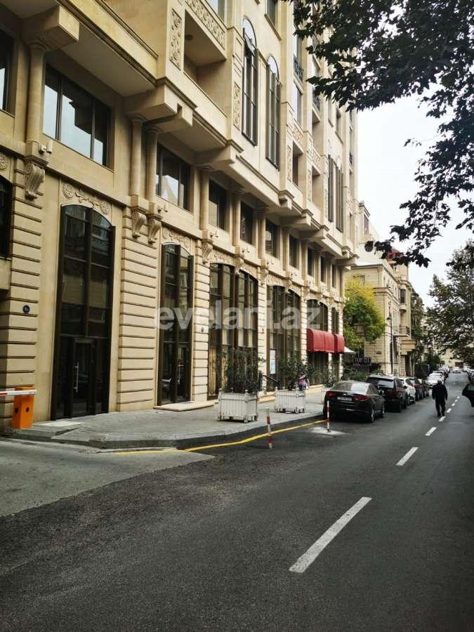 Satılır, yeni tikili, 3 otaqlı, 107 m², İçəri Şəhər m.
