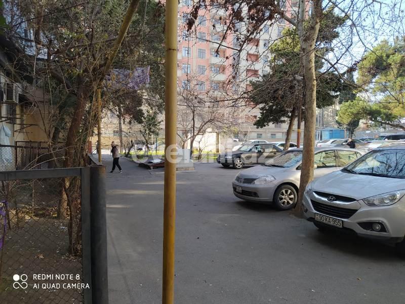 Satılır, köhnə tikili, 2 otaqlı, 62 m², Gənclik m.