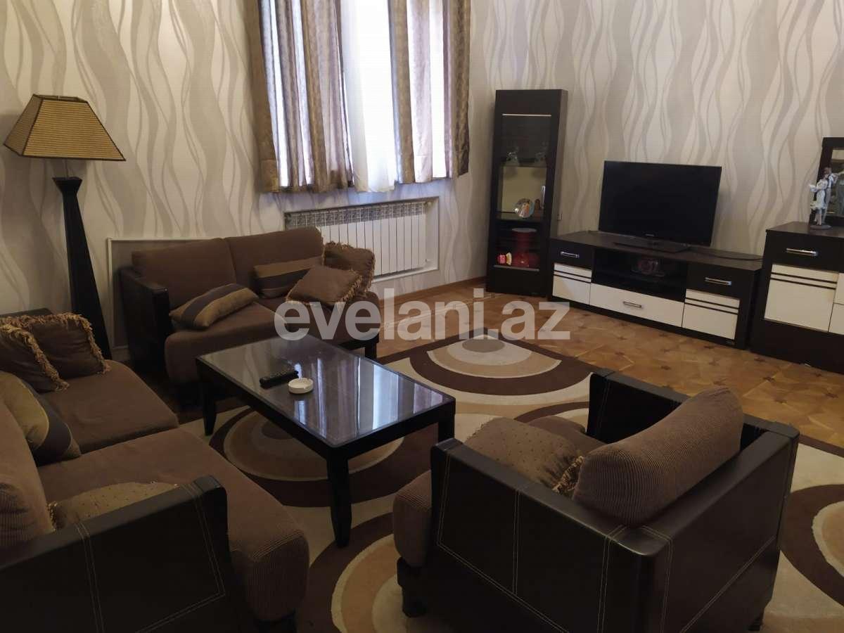 Сдаётся, вторичка, 2-комнаты, 70 m², Сахил m.