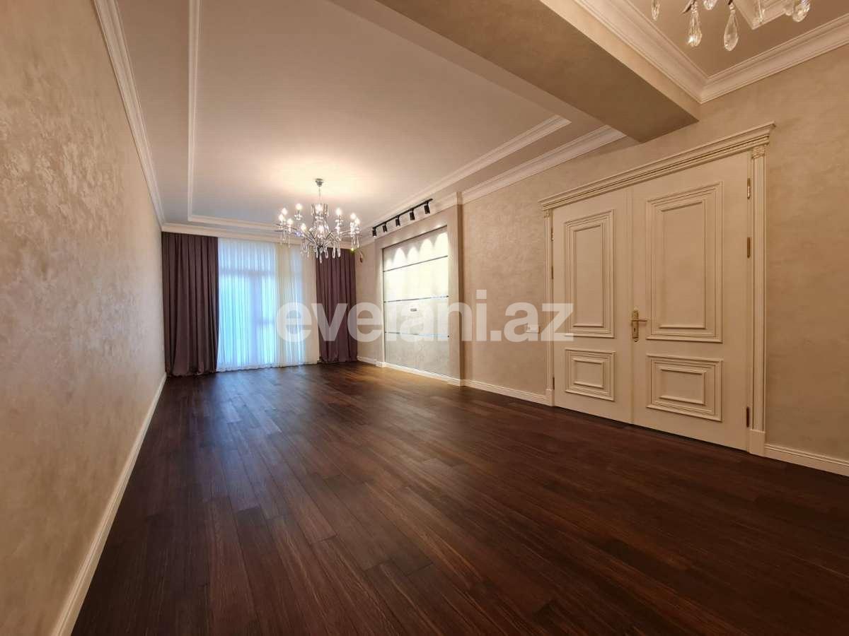 Satılır, yeni tikili, 3 otaqlı, 135 m², Nizami m.