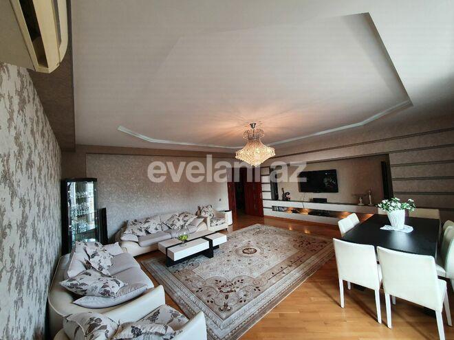 Rent, new building, 3 room, 220 m², 28 may m.