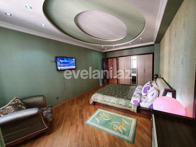 Rent, new building, 3 room, 220 m², 28 may m.