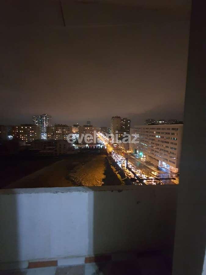 Satılır, yeni tikili, 3 otaqlı, 100 m², İnşaatçılar m.