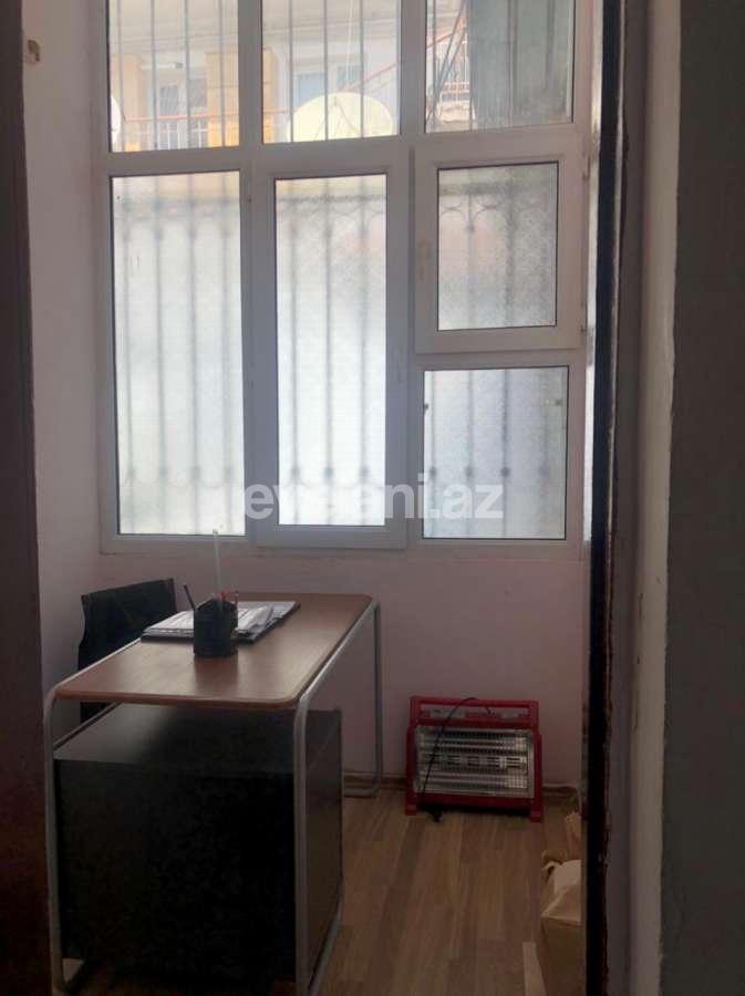 Kirayə verilir, ofis, 5 otaqlı, 140 m², Sahil m.