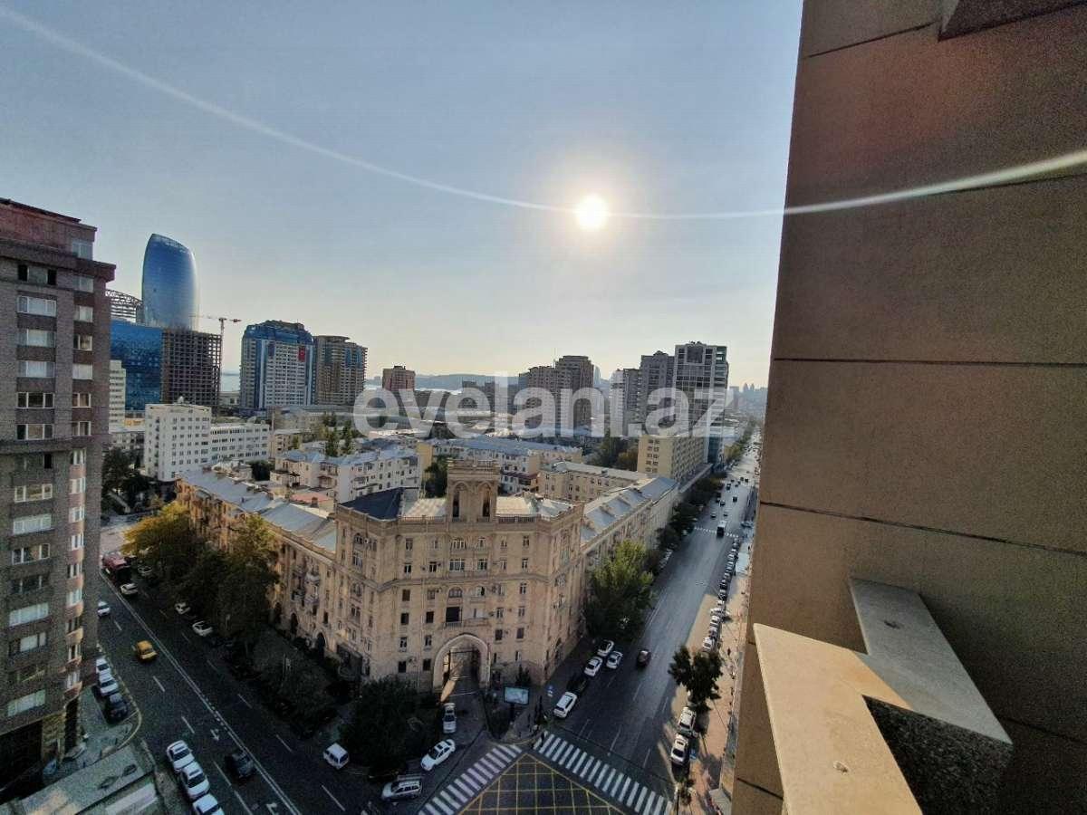 Сдаётся, новостройка, 3-комнаты, 220 m², 28 мая m.