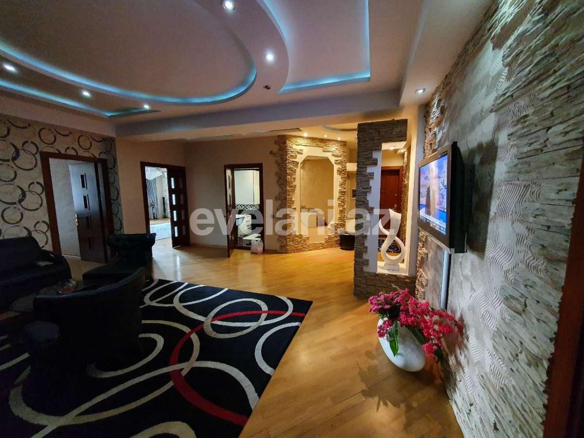 Сдаётся, новостройка, 3-комнаты, 220 m², 28 мая m.