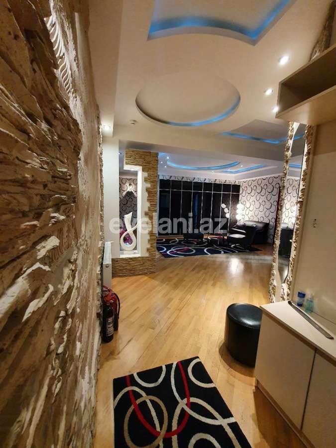 Сдаётся, новостройка, 3-комнаты, 220 m², 28 мая m.