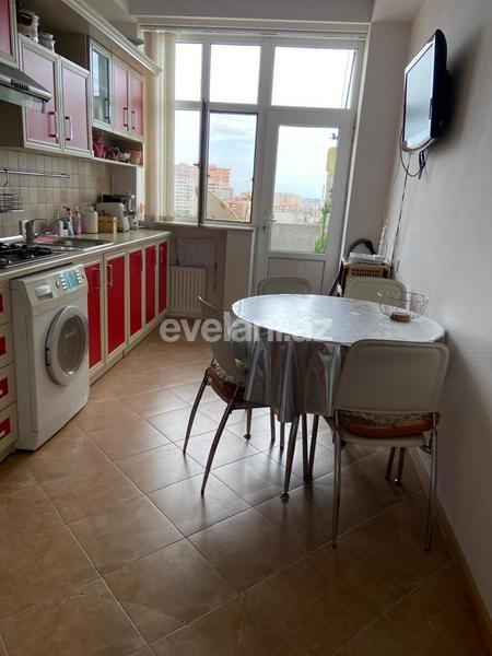 Satılır, yeni tikili, 2 otaqlı, 73 m², 9-cu mikrorayon q.