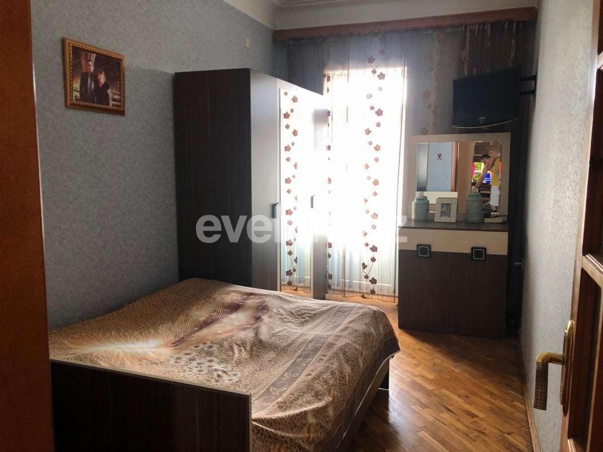 Satılır, köhnə tikili, 3 otaqlı, 65 m², Nərimanov r.