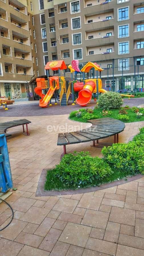 Satılır, yeni tikili, 3 otaqlı, 90 m², İnşaatçılar m.