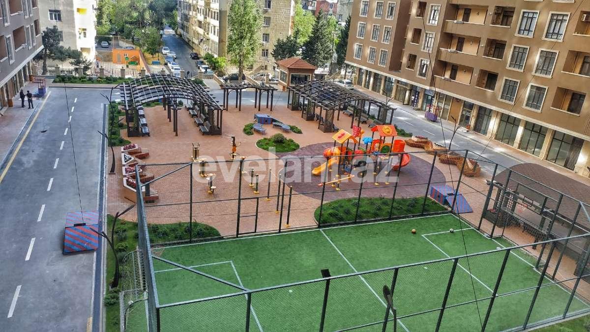 Satılır, yeni tikili, 3 otaqlı, 90 m², İnşaatçılar m.