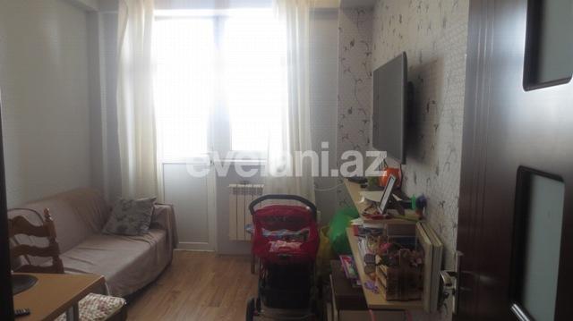 Satılır, yeni tikili, 2 otaqlı, 50 m², İnşaatçılar m.
