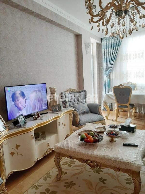 Satılır, yeni tikili, 2 otaqlı, 87 m², İnşaatçılar m.