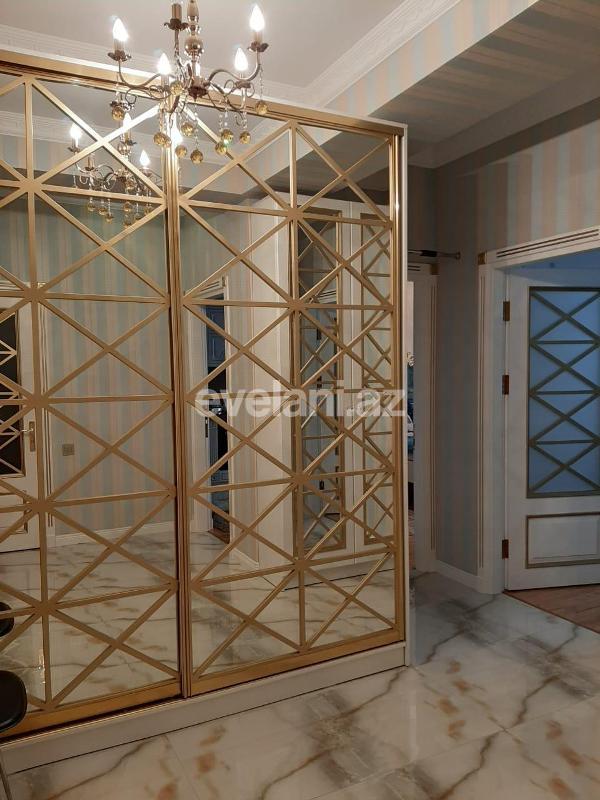 Satılır, yeni tikili, 2 otaqlı, 87 m², İnşaatçılar m.