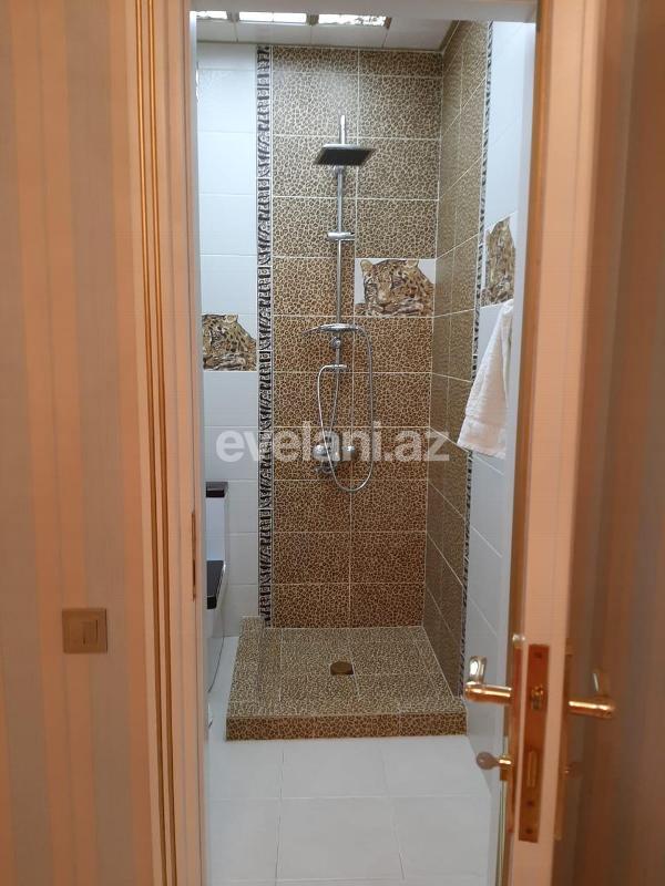 Satılır, yeni tikili, 2 otaqlı, 87 m², İnşaatçılar m.