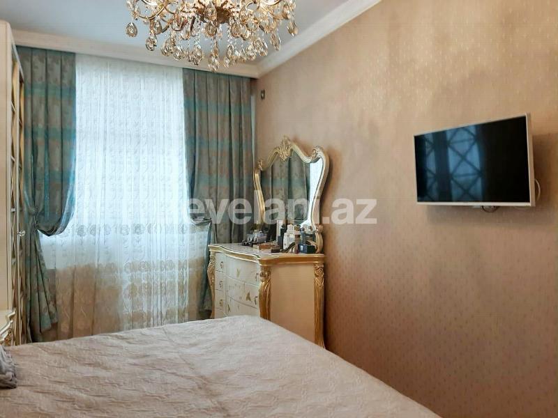 Satılır, yeni tikili, 2 otaqlı, 87 m², İnşaatçılar m.