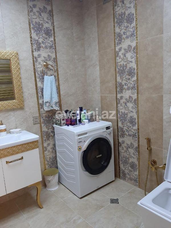 Satılır, yeni tikili, 2 otaqlı, 87 m², İnşaatçılar m.