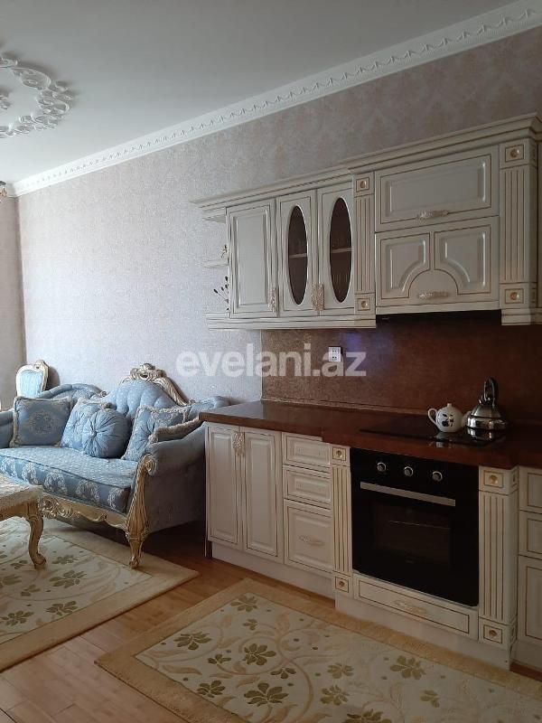 Satılır, yeni tikili, 2 otaqlı, 87 m², İnşaatçılar m.