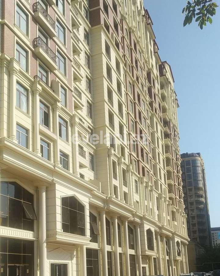Satılır, yeni tikili, 2 otaqlı, 60 m², Neftçilər m.