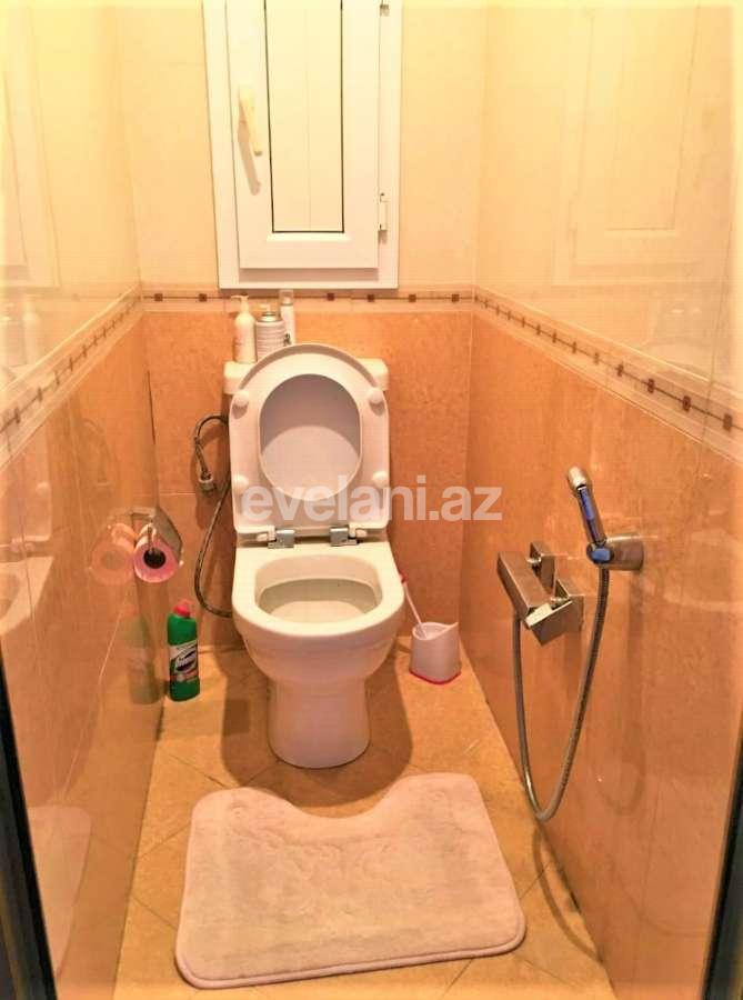 Satılır, köhnə tikili, 2 otaqlı, 50 m², İnşaatçılar m.