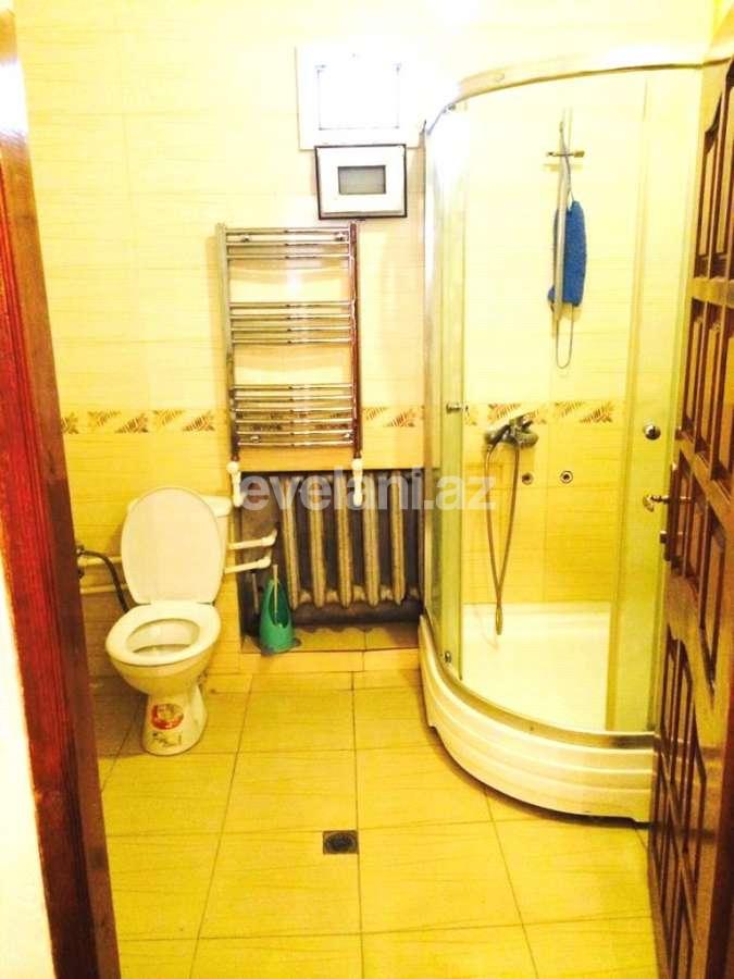 Satılır, həyət evi / bağ, 7 otaqlı, 330 m², Azadlıq prospekti m.