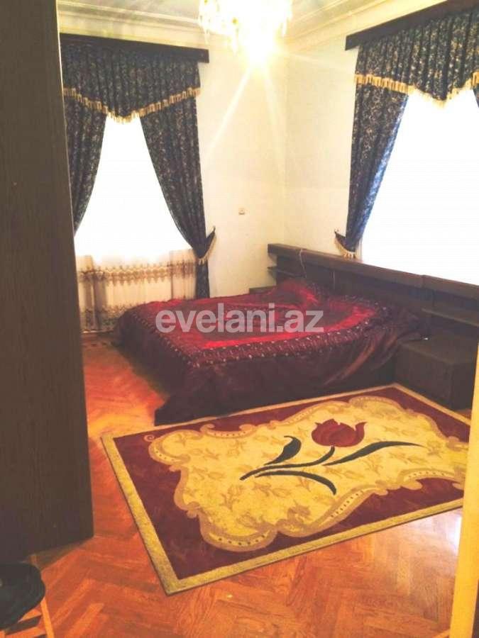 Satılır, həyət evi / bağ, 7 otaqlı, 330 m², Azadlıq prospekti m.