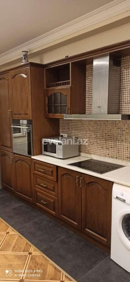 Satılır, yeni tikili, 3 otaqlı, 136 m², Şah İsmayıl Xətai m.