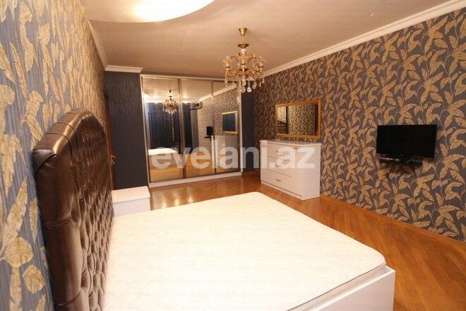 Kirayə verilir, yeni tikili, 3 otaqlı, 140 m², 28 may m.