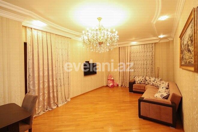 Kirayə verilir, yeni tikili, 3 otaqlı, 140 m², 28 may m.