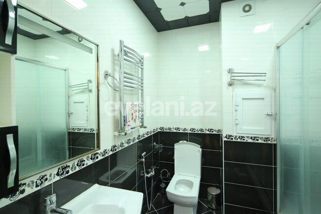 Kirayə verilir, yeni tikili, 3 otaqlı, 140 m², 28 may m.